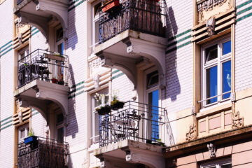 Sabine Poppe - Portugiesenviertel - 18.04.2024 - Schöne Balkone für ein Stelldichein