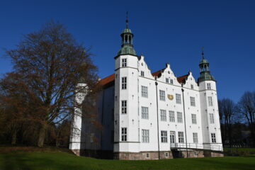 Petra Scheffler - Challenge 105: 27.05 - 09.06.2024 - Ahrensburger Schloß