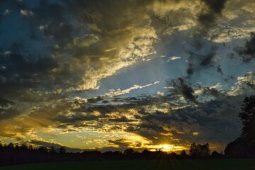 Brigitte - Challenge 113: 16.09 - 29.09.2024 - Abendhimmel in blau-gelb