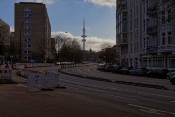 Bodo Jarren - Hoheluft - 06.02.2025 - Fernsehturm in der Ferne